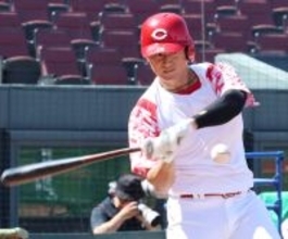 【広島】佐々木泰が同点打　４戦連続安打に「よう打ったのお」　地元の人気アニメに登場する「唐あげ太くん」も広島弁ボイスで祝福
