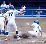 「【高校野球】横浜のホームスチールに球場どよめく…浦和学院から１イニング５得点で春の関東Ｖに前進」の画像1
