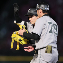 【巨人】１か月ぶり１番の浦田俊輔が猛打賞！８回に右前へ適時打