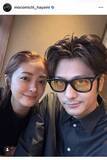 「速水もこみち、妻・平山あやとの夫婦ショット公開「美男美女」「いつ見てもお似合い」」の画像1