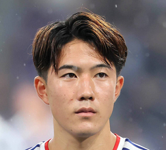 ＭＦ佐藤龍之介は日本代表途中離脱も…再開初戦は出番なし　アギーレ監督初陣のバレンシアは２―２ドロー