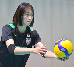 【バレー女子】日本、４８年ぶり金メダルへ準々決勝で台湾と対戦　２０歳・秋本美空の大暴れに期待大、午後７時２０分開始予定…アジア大会