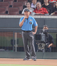 【広島】まさかの珍事…システムの不具合でリプレー検証できず　新井貴浩監督がリクエストも判定通り