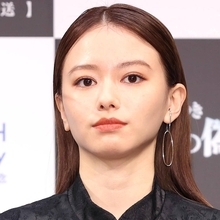 「やばっやばっ」「美女ふたりが！！」山本舞香＆橋本環奈のプラべショットに歓喜！「愛に溢れた最高の夜でした」