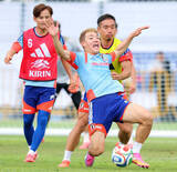 「【W杯】長友佑都　日本のために自ら傷口を開く「伝えられることがある」…１２年前の試合を初めて見返す」の画像1