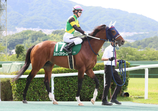 【しらさぎＳ】超良血スイープアワーズは重賞初挑戦で５着　「昇級戦でこれだけいい競馬」国分優作騎手は手応え