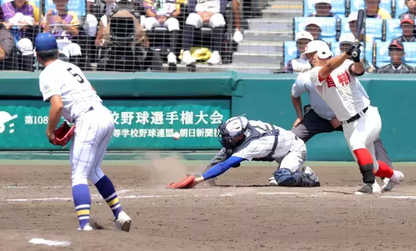 【甲子園】健大高崎、鉄壁の守備が崩れて初Ｖ届かず　「甲子園の魔物というか」決勝点をまさかのサインミスで…　　