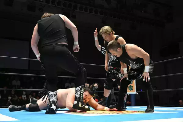 「屈辱」２連敗を喫したウルフアロン、「Ｈ．Ｏ．Ｔ」制裁を誓う「柔道時代だって屈辱…敗北を味わって成長してきた」…３・５後楽園全成績