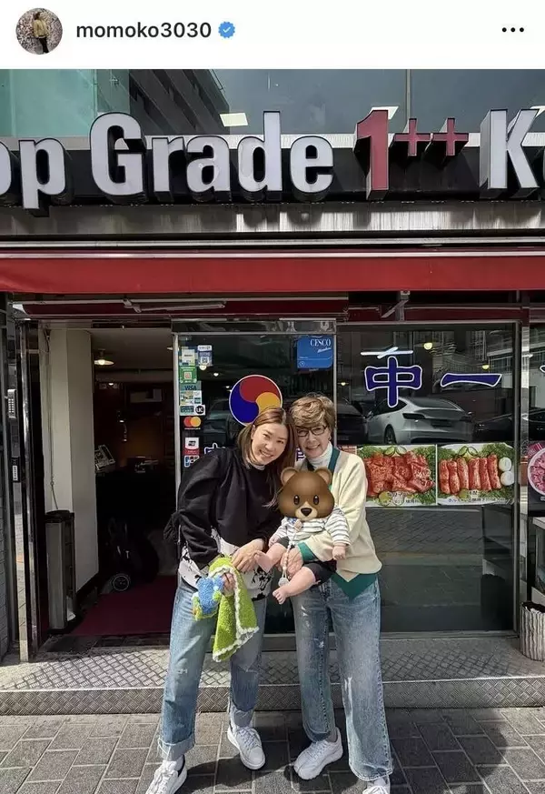 上田桃子さん、韓国旅行でママの顔　長男＆母と親子３世代ショットに「お母さま、お若く、美しい」