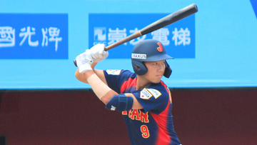 【Ｕ－１８】日本が驚異の猛攻　プレーボールから９連打＆１３者連続出塁　初回ノーアウトで１１点→１イニング１５点　スリランカを圧倒…アジア選手権