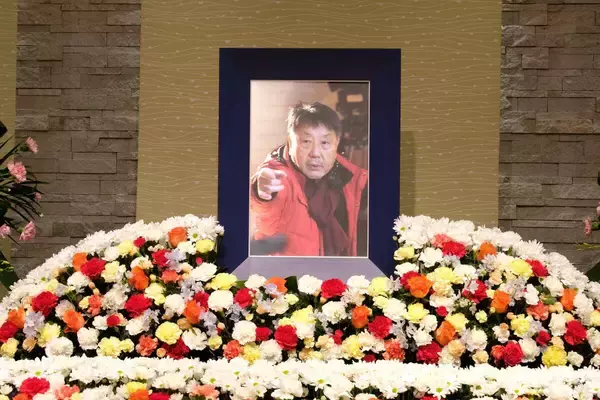 原田眞人監督の葬儀に安藤サクラ、若村麻由美、田中麗奈ら参列