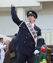 一日警察署長を務めた楽天・前田健太「日頃からルールを守って欲しい」…交通安全啓発キャンペーンに参加
