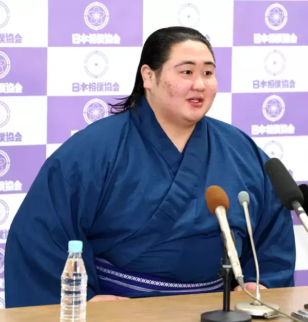 新十両の福崎改め藤天晴「低さという部分では他の人にも負けない自信はある。さらに圧力をつけられれば」