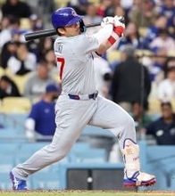 カブスの連勝「１０」で止まる　鈴木誠也は佐々木朗希から４号放ち３安打で打率・３２７も