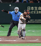 「【巨人】大城卓三〝強肩発動〟で二盗阻止　守護神マルティネスを救う」の画像1