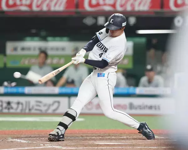 【西武】西口監督が昨オフＦＡ移籍の石井一成を独特な表現で称賛　「最近ようやく『一成』を認識してきた」