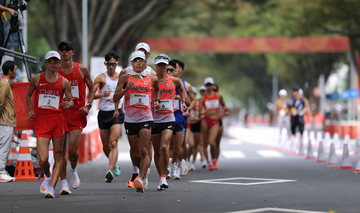 【陸上】男女ハーフマラソン競歩がスタート　 男子は１０キロ地点で山西利和が８秒差の２番手に…名古屋アジア大会