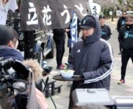 【ソフトバンク】牧原大成が太っ腹な“神対応”　報道陣とファンにうどんを２５０食用意