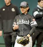 「【ソフトバンク】徐若煕　初ブルペンで“そっくりバッテリー”を結成！？「奥さんも同じことを言っていました」」の画像1