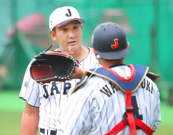 菅野智之「日本にいた時とまるで違う投手になっている」見せた進化形　ダルも絶賛「全球同じような感じでリリース」