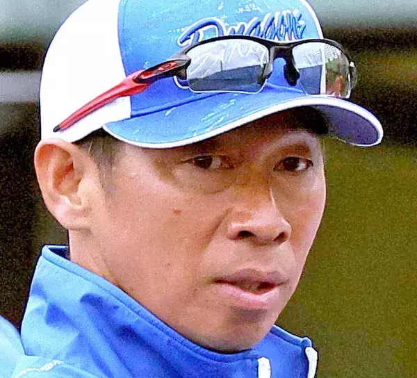【中日】バンテリンドームの“ホームランウィング１号”は山井大介投手コーチ！？　被弾警戒の柳裕也が「僕の作戦です」