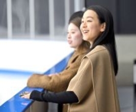 浅田真央さんの手がけるアカデミーが初めての発表会「今日は１３０点」佐藤信夫コーチも演技見守る