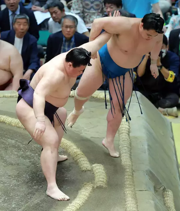 義ノ富士、初賜杯ならずも２度目の敢闘賞「先場所の負け越しが力になった」　来場所は新三役が確実