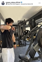 大沢たかお、筋トレ姿の肉体美にファン歓喜！「色気が爆発してる」「汗すら神々しい」「腕たくましすぎます！」