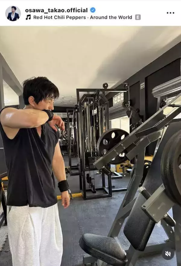 大沢たかお、筋トレ姿の肉体美にファン歓喜！「色気が爆発してる」「汗すら神々しい」「腕たくましすぎます！」
