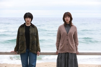 「新しく挑戦」唐田えりかが韓国人役、知英が日本人役！日韓合作映画「過怠」でダブル主演　来年２月５日公開