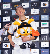 【巨人】杉内俊哉コーチ、今季５勝目挙げた戸郷の投球を称賛「フォークで空振りが取れるように」「打者に的を絞らせない投球ができていた」