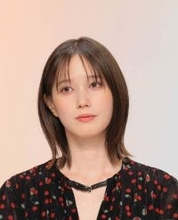 「モコモコばっさーかわいい」ブラウンコーデの“振り向きスマイル”に「破壊力えぐすぎ」「世界一美しい」本田翼が近影公開