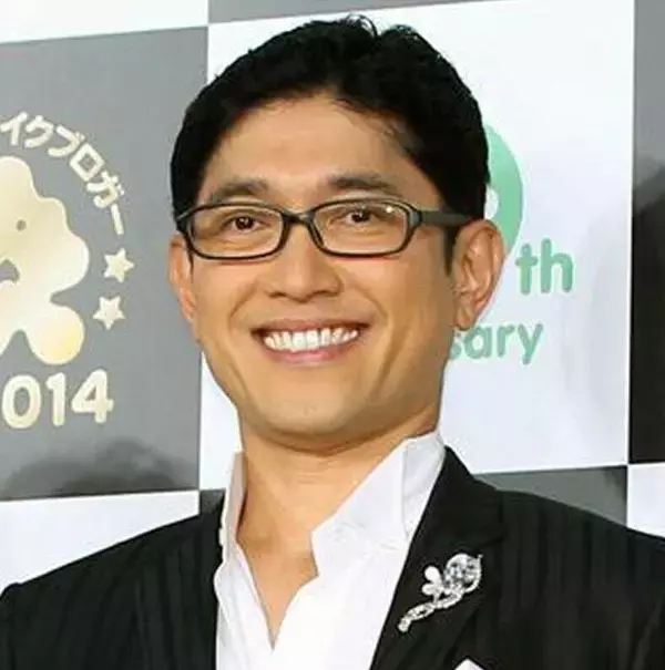 還暦迎えた３男２女の父・薬丸裕英　５歳の孫に「甘甘じいじ」「電車が運んでくる回転寿司ばかり行ってます」