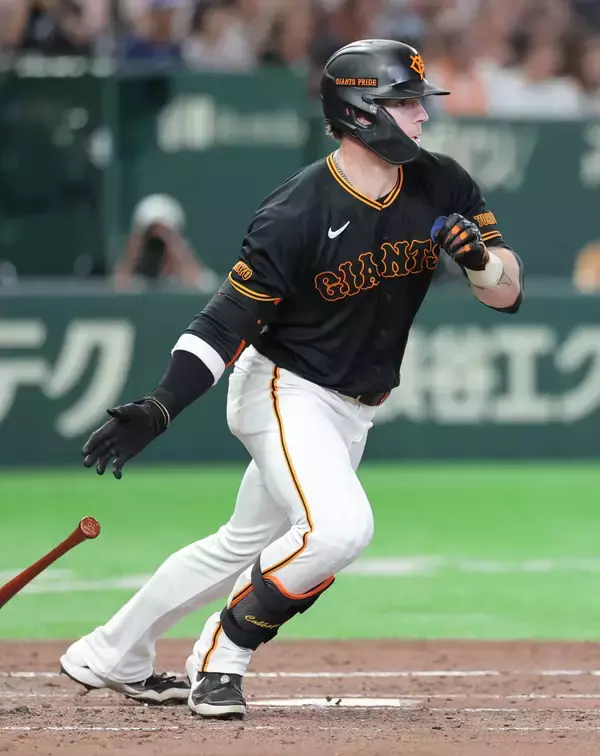 【巨人】キャベッジが先制適時打「センター返しを心がけて」加入後初勝利の小笠原を「本当にいい投手」と絶賛