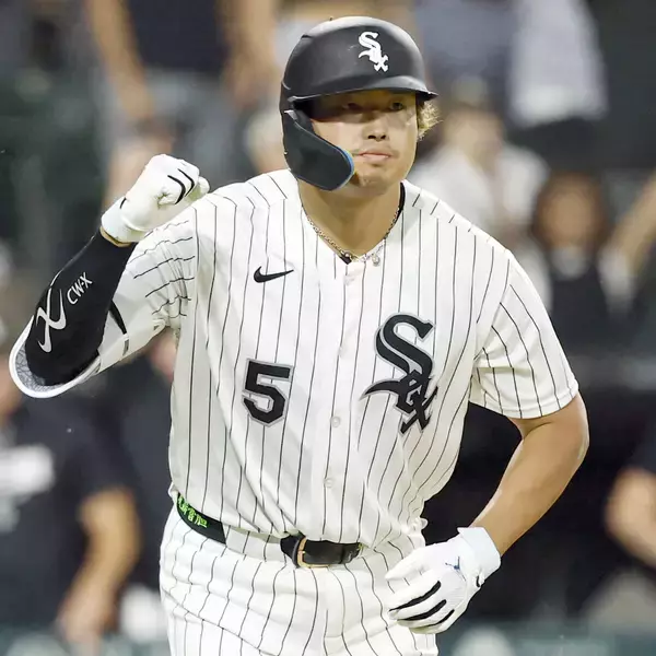 村上宗隆が１試合２発２１、２２号！　ボブルヘッド人形配布＆両親始球式登場の一戦でメジャー自己最多６打点の大暴れ