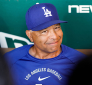 大谷翔平、投球再開はまたも“先延ばし”　カブス２戦目も行わず　ロバーツ監督「近いうちに始まる」…左膝痛で投手復帰不透明