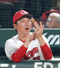 【広島】まだ最下位だけど…ＣＳへ望みつないだ！０―６から今季最大の逆転勝ち　５回に佐藤啓介のプロ１号から約４０分の猛攻で一挙８得点　ＤｅＮＡとの“直接対決”で貴重な１勝　床田寛樹が５回６失点も…４４日ぶり５勝目