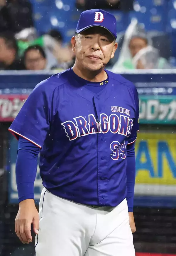 【中日】６年連続のシーズン負け越しが決定　雨の延長戦は引き分け　初回先頭弾の後はホーム遠く　復帰のサノーも不発