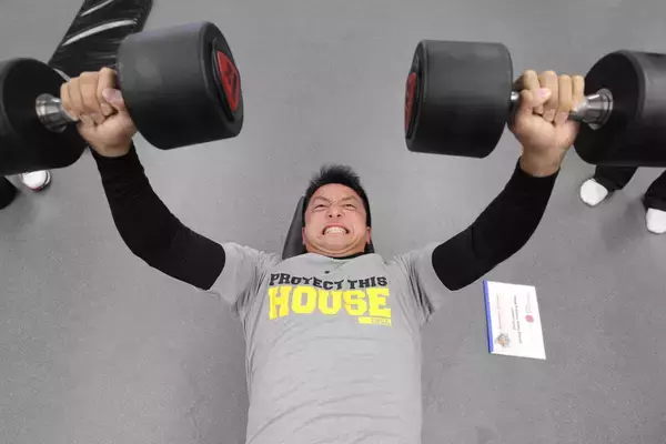 沢村拓一の剛腕支えた惜しみない探求心…理学療法士に直談判で沖縄日帰り治療も「自己投資」