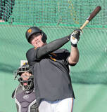 「【巨人】阿部監督、リチャードに「サク越え何本とか言ったって０円だよ」丁寧に強烈な弾丸ライナー連発」の画像1