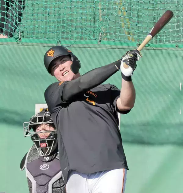 【巨人】阿部監督、リチャードに「サク越え何本とか言ったって０円だよ」丁寧に強烈な弾丸ライナー連発