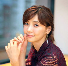 まさかの膝上！「ゴチ」新メンバーの倉科カナ　３８歳の制服姿に騒然「信じられん」「超めちゃくちゃ可愛い」