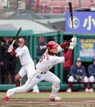 【楽天】村林一輝が４安打３打点　今季ホーム初勝利…連敗４で止める　“新球場”関係なしのチーム２発！
