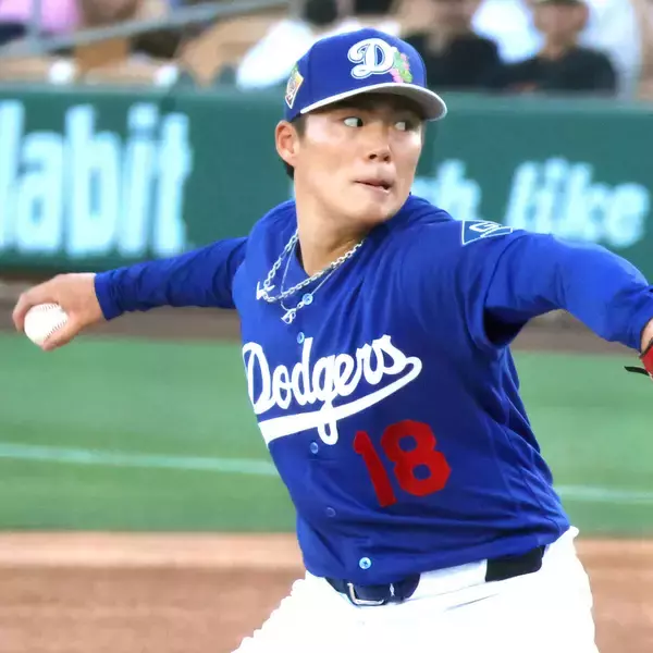 山本由伸が２勝目へ伝説作ったトロントで先発、３者連続三振の圧巻スタート　２５年ワールドシリーズＭＶＰ