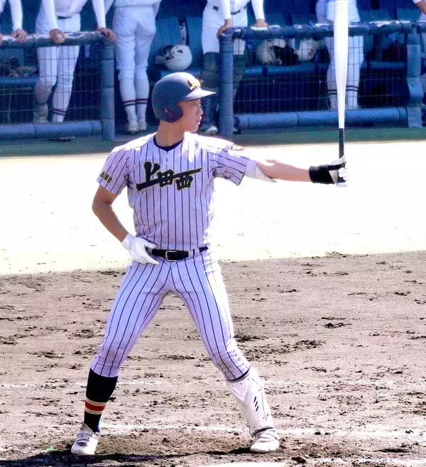 【高校野球】プロ注目の強肩捕手、上田西・松野暖が左翼線二塁打で逆転勝ち呼び込む