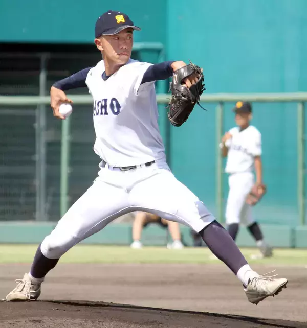 【高校野球】佐賀商が８年ぶり１７度目の夏切符　完投勝利の溝口童夢は中学時代に甲子園で日本一　立役者が聖地に返り咲く