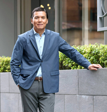 リポーター・阿部祐二が東日本大震災発生１３時間前に遭った交通事故　頸椎骨折…一歩間違えれば「歩いていない」