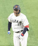 「森下翔太が侍ジャパンの窮地救う勝ち越し３ラン　負傷交代の鈴木誠也に代わる緊急出場で快音　井端監督もベンチ飛び出しガッツポーズ」の画像1