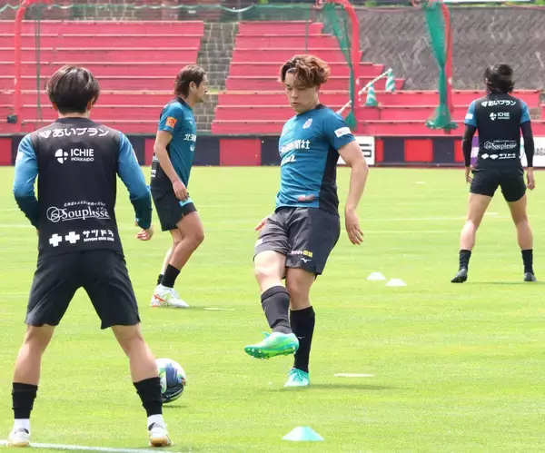 【Ｊ２札幌】ＤＦ家泉怜依がＪリーグオールスターのメンバー入り　「ＤＦで入っても前に行っちゃおうかな」リーグ戦４得点の攻撃力発揮に意欲
