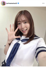 新婚・松井珠理奈のセーラー服！「現役の女子高生に見える」「似合い過ぎ」と大好評…夫はボイメン辻本達規